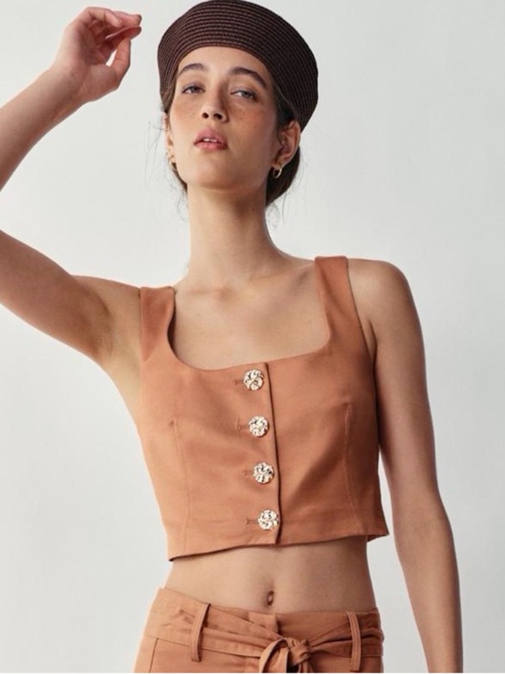 ZARA NWT Gold Button Cropped Vest